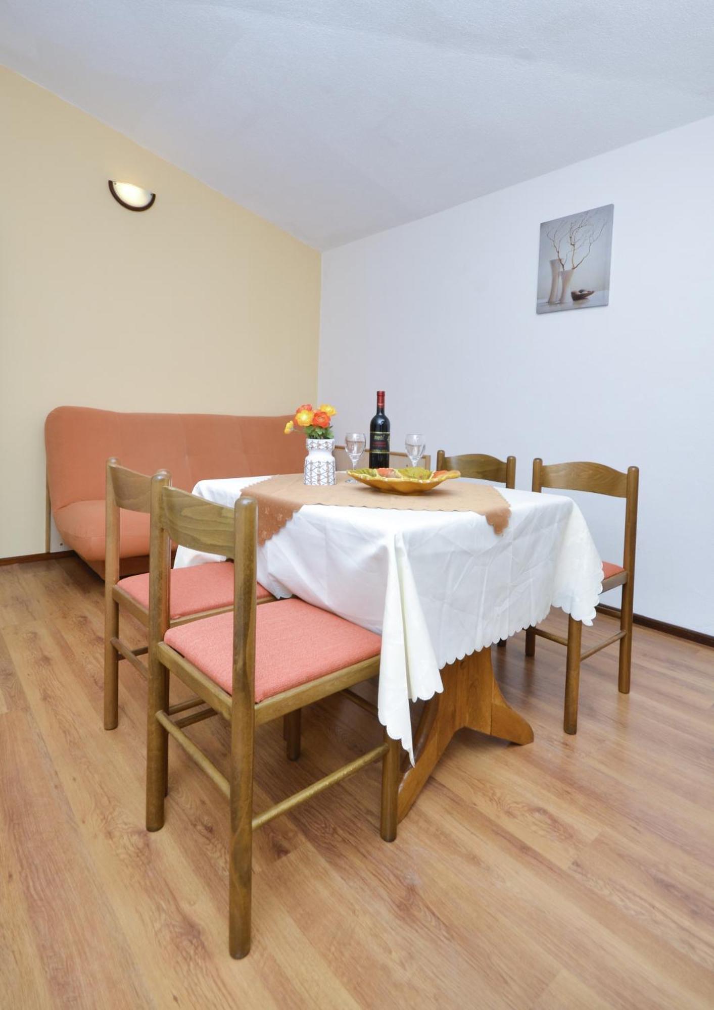 Family Friendly Apartments With A Swimming Pool Baska Voda, Makarska - 12442 Camera foto